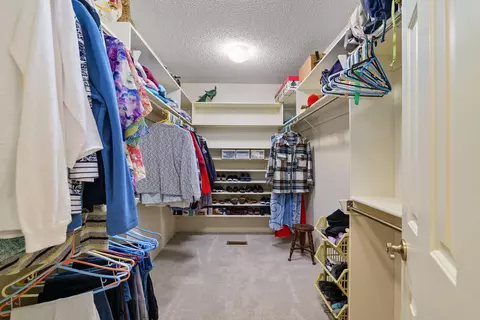 889 Eric Loop, Grants Pass, OR 97526 photo 21