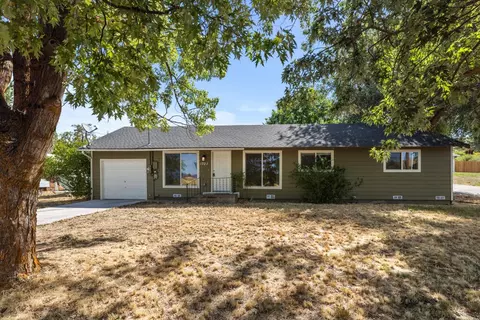 1701 Siskiyou St, Klamath Falls, OR 97601