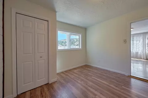 Bedroom - 215 Us-26, Mitchell, OR 97750 photo 3 of 4