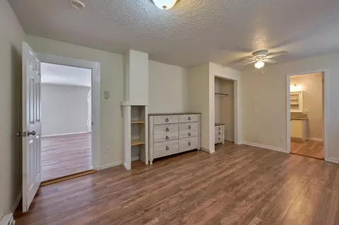 Bedroom - 215 Us-26, Mitchell, OR 97750 photo 1 of 4
