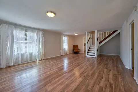 Living - 215 Us-26, Mitchell, OR 97750 photo 3 of 3