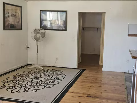Living - 300 White Tail Dr, Eagle Point, OR 97524 photo 3 of 3