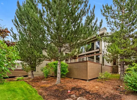 Exterior - 19602 Painted Ridge Loop, Bend, OR 97702 photo 9 of 9