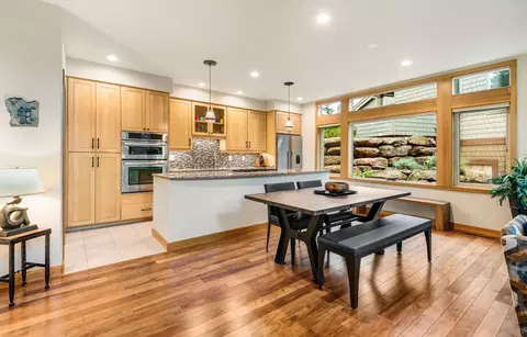 Dining - 19602 Painted Ridge Loop, Bend, OR 97702 photo 2 of 2