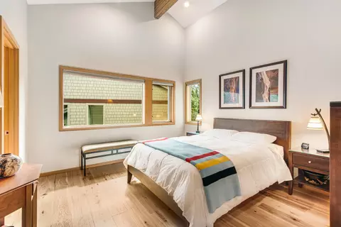 Bedroom - 19602 Painted Ridge Loop, Bend, OR 97702 photo 4 of 4