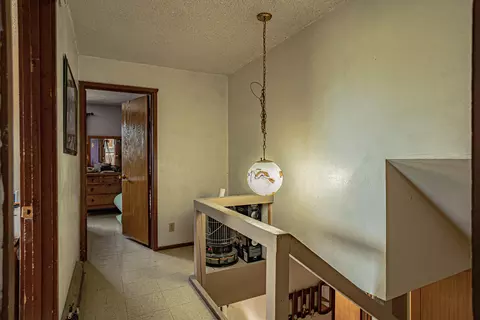 Entry Way - 845 Mountain View Dr, Eagle Point, OR 97524 photo 1 of 1