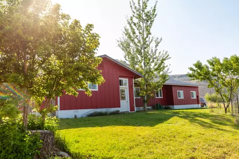 1289 S G St, Lakeview, OR 97630