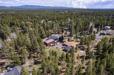 View/Area - 17352 Canvasback Dr, Bend, OR 97707 photo 14 of 21