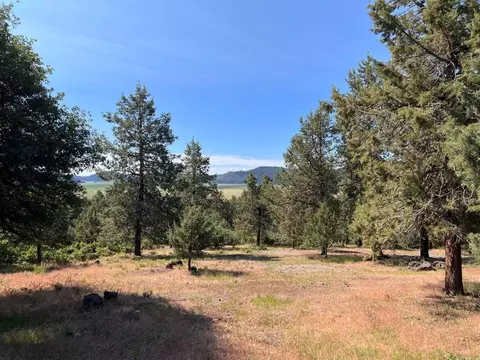 lot1065 Crossbill, Klamath Falls, OR 97601