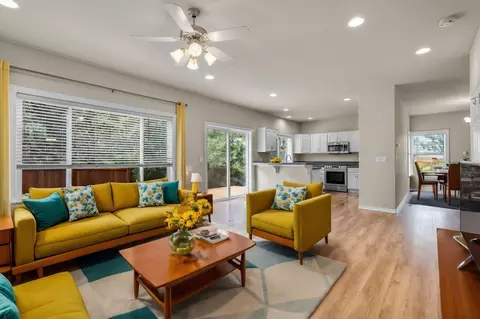 Living - 61301 SW Brookside Loop, Bend, OR 97702 photo 12 of 13