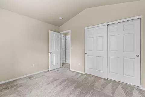 Bedroom - 61301 SW Brookside Loop, Bend, OR 97702 photo 4 of 7