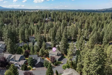 View/Area - 61301 SW Brookside Loop, Bend, OR 97702 photo 4 of 5