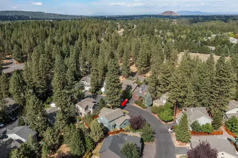 View/Area - 61301 SW Brookside Loop, Bend, OR 97702 photo 5 of 5