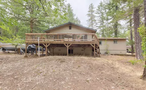 19721 Redwood Hwy, Selma, OR 97538