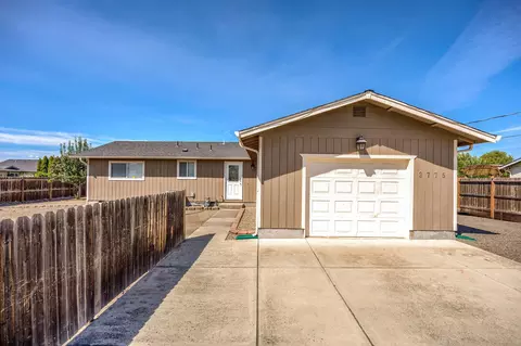 3775 Avenue A, White City, OR 97503