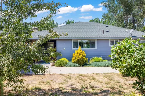 Exterior - 910 C St, Culver, OR 97734 photo 11 of 12