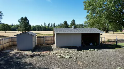 Exterior - 19661 Highway 62, Shady Cove, OR 97539 photo 16 of 17