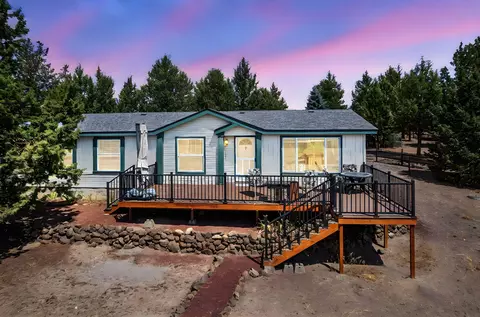 9201 SW Meadow Rd, Terrebonne, OR 97760