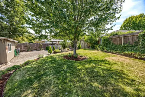 3744 Colver Rd, Phoenix, OR 97535 photo 22