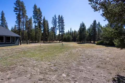 Exterior - 16320 Paulina View Rd, La Pine, OR 97739 photo 4 of 7