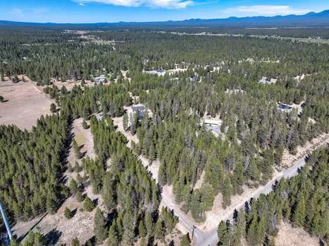 View/Area - 16320 Paulina View Rd, La Pine, OR 97739 photo 5 of 8