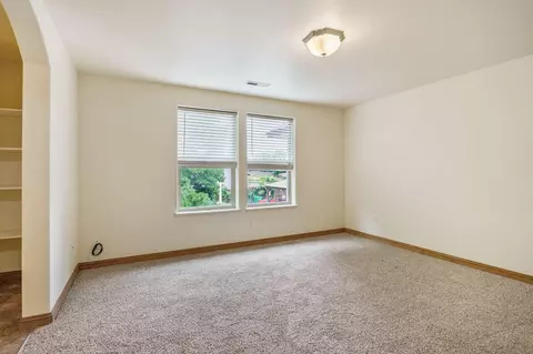Bedroom - 210 Northview Dr, Eagle Point, OR 97524 photo 1 of 4