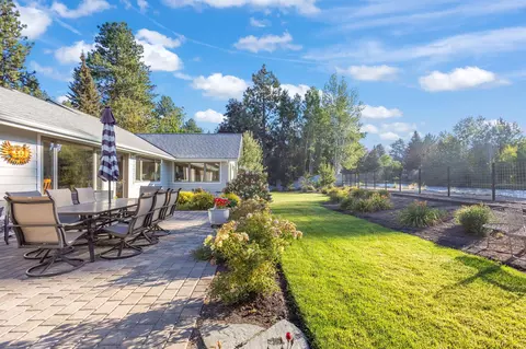 61356 Orion Dr, Bend, OR 97702 photo 24