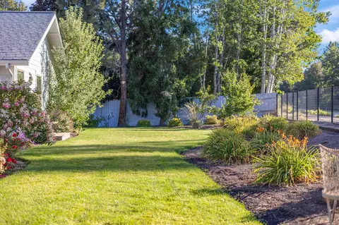 61356 Orion Dr, Bend, OR 97702 photo 32