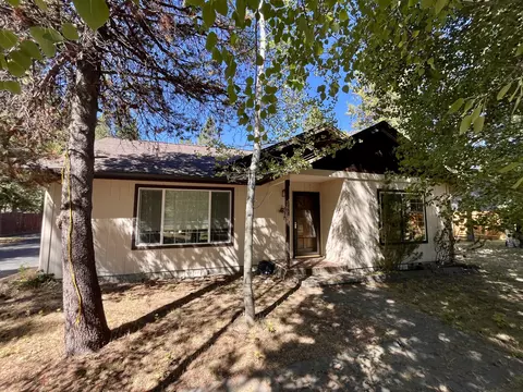 Exterior - 56229 Bufflehead Rd, Bend, OR 97707 photo 5 of 17