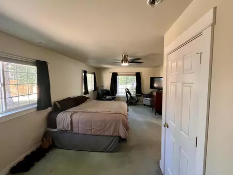 Bedroom - 56229 Bufflehead Rd, Bend, OR 97707 photo 3 of 5