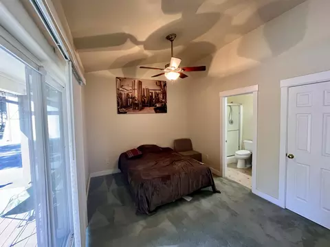 Bedroom - 56229 Bufflehead Rd, Bend, OR 97707 photo 4 of 5