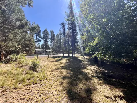 Exterior - 56229 Bufflehead Rd, Bend, OR 97707 photo 13 of 17