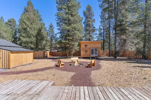 Exterior - 52844 Day Rd, La Pine, OR 97739 photo 11 of 15