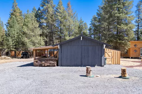 Exterior - 52844 Day Rd, La Pine, OR 97739 photo 5 of 15