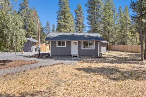 52844 Day Rd, La Pine, OR 97739