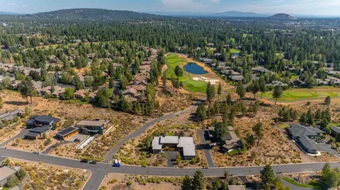 61672 Hosmer Lake Dr, Bend, OR 97702 photo 23