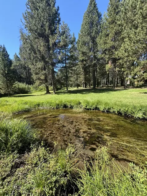 26 Kotan Ct, Crescent Lake, OR 97733
