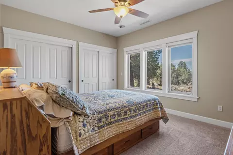 Bedroom - 64765 Kelly Ct, Bend, OR 97701 photo 1 of 3