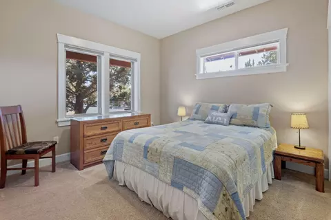 Bedroom - 64765 Kelly Ct, Bend, OR 97701 photo 2 of 3