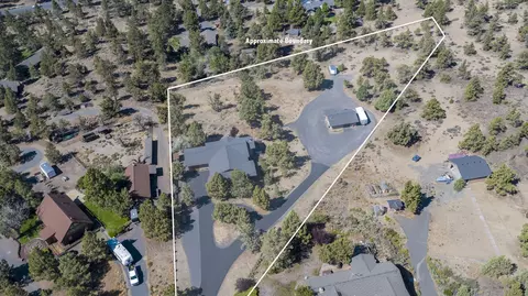 View/Area - 64765 Kelly Ct, Bend, OR 97701 photo 3 of 3
