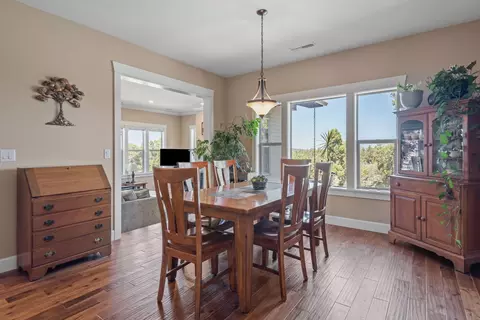 Dining - 64765 Kelly Ct, Bend, OR 97701 photo 2 of 2