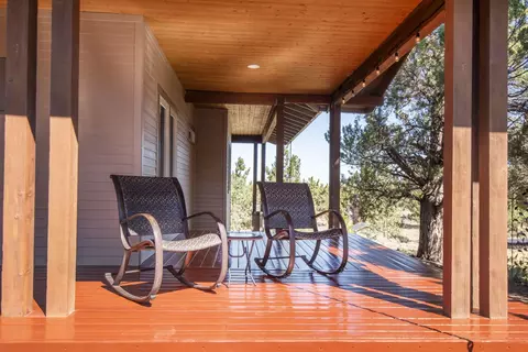 Exterior - 64765 Kelly Ct, Bend, OR 97701 photo 5 of 5