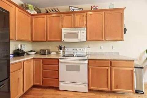 698 Mountain Ave, Central Point, OR 97502 photo 12