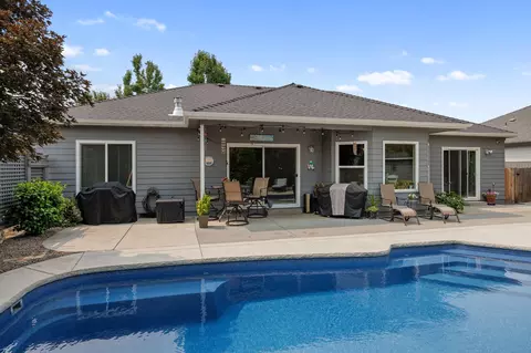 698 Mountain Ave, Central Point, OR 97502 photo 24