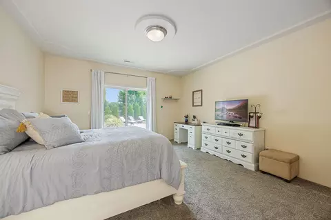 698 Mountain Ave, Central Point, OR 97502 photo 15