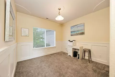 698 Mountain Ave, Central Point, OR 97502 photo 13