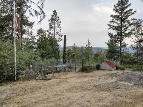 9522 Butte Falls Hwy, Eagle Point, OR 97524