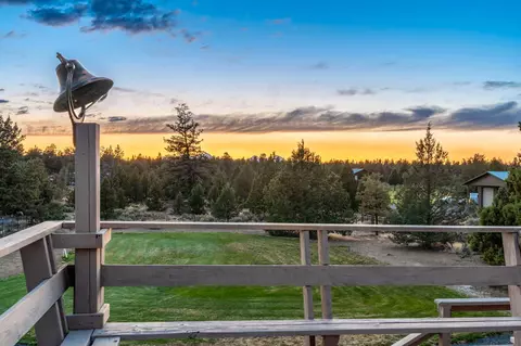 61785 Ten Barr Ranch Rd, Bend, OR 97701 photo 5