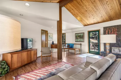 61785 Ten Barr Ranch Rd, Bend, OR 97701 photo 16