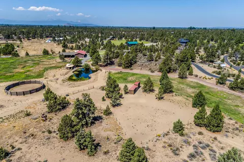 61785 Ten Barr Ranch Rd, Bend, OR 97701 photo 39